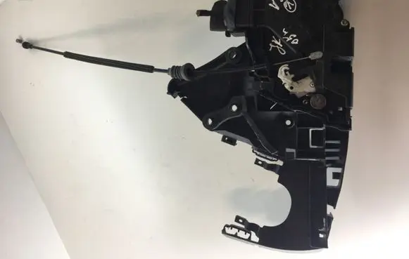 Volvo V50 Front door lock 30699438 30699109 240007408