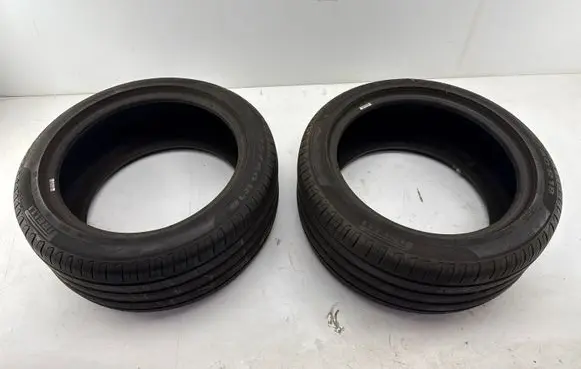 BMW X5 F15 R18 summer tire 