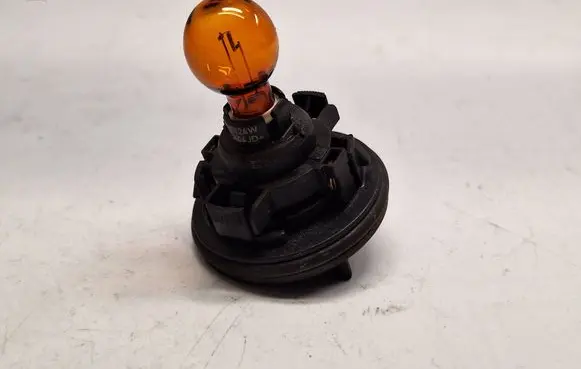 BMW 4 F32 F33 Front indicator light 1300610092 63117182521