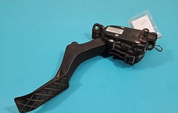 Volkswagen Transporter - Caravelle T5 Accelerator throttle pedal 7H1721503D IMPRK1431574