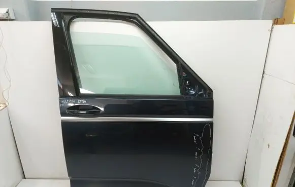 Volkswagen Multivan T7 Front door