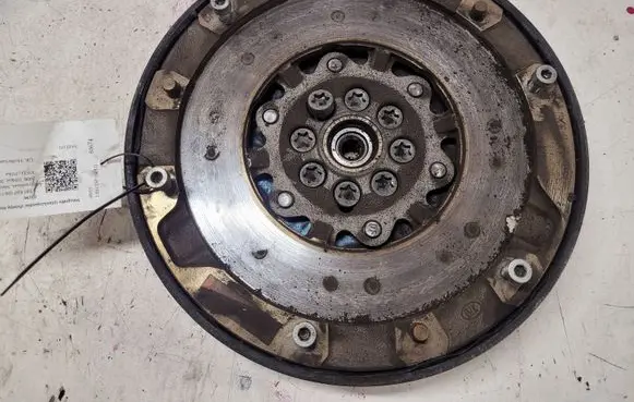BMW 1 E81 E87 Dual mass flywheel 