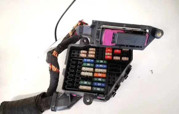 Fuse box set