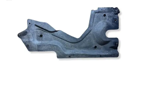 Audi Q7 4M Fuel tank bottom protection 4M0825214J