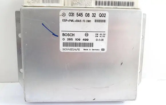 Mercedes-Benz E W210 ESP (stability system) control unit 0315450832 0265109499