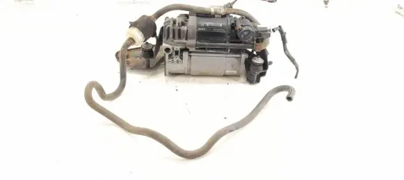 Mercedes-Benz E W212 Air suspension compressor/pump 2123200404 2129970452