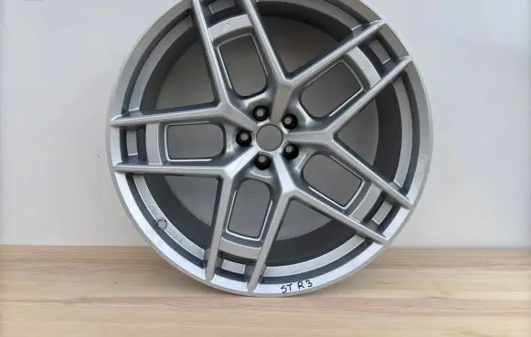 Audi Q8 R24 light alloy rim KBA55398