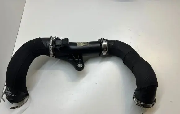 Audi A5 8T 8F Air intake hose/pipe 8K0145673