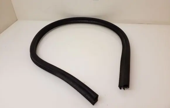 Audi A3 S3 8V Engine compartment rubber 8V0823723