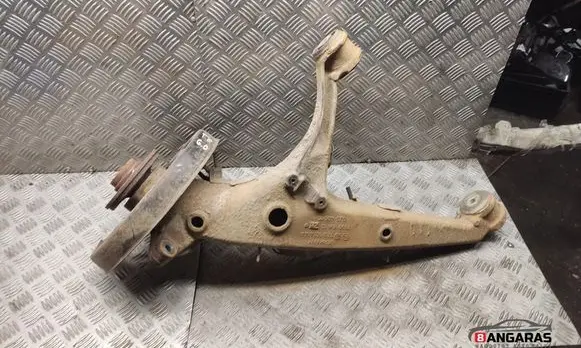 Rear wheel hub