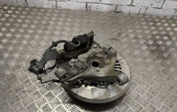 Chrysler Pacifica Front wheel hub 68189019AB