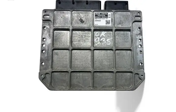 Toyota Auris 150 Engine control unit/module ECU 8966102E51