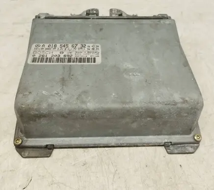 Mercedes-Benz E W124 Engine control unit/module 0185456732 A0185456732 0261203692
