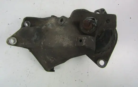 Audi 80 90 S2 B4 Engine mounting bracket 8A0199307C