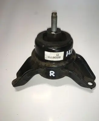 Hyundai ix35 Engine mount bracket