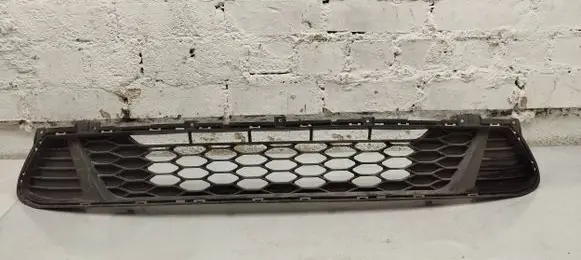 KIA Ceed Front bumper lower grill 86560j7000