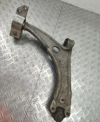 Front lower control arm/wishbone