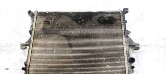 Volkswagen Touareg I Coolant radiator