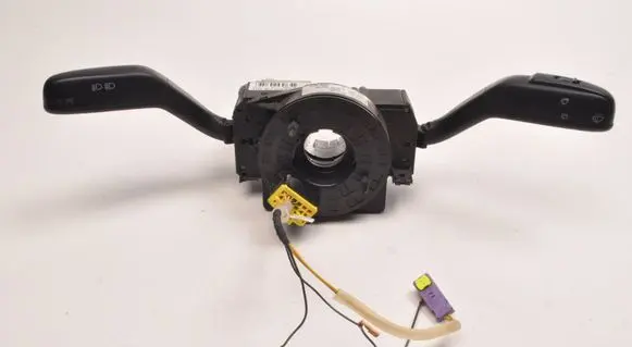 Skoda Fabia Mk2 (5J) A set of switches 7H0953503BJ