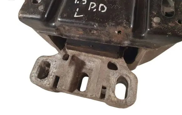 Volkswagen Golf IV Engine mount bracket 1J0199555