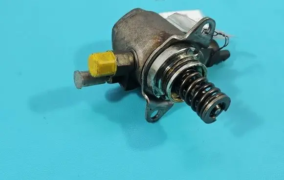 Volkswagen Scirocco In-tank fuel pump 03C127026D IMPRK1571104
