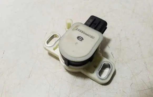 Subaru Impreza VI Brake pedal sensor switch 29330AA020