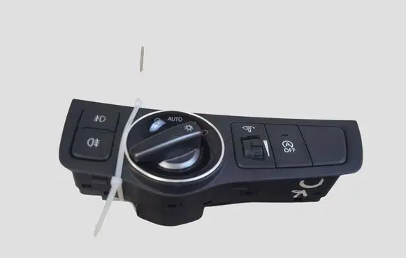 Hyundai i40 Light switch 933003Z150 3D9101100A