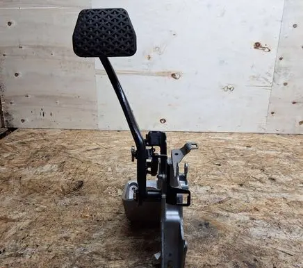 BMW X5 E53 Brake pedal 6752789 1160421 1165693