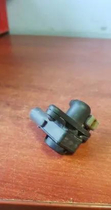 BMW 3 E90 E91 Air pressure sensor 7566784