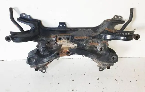 Toyota RAV 4 (XA40) Front axle beam 