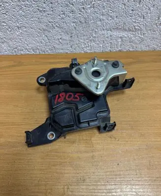 Toyota RAV 4 (XA50) Oil breather separator 1221125010