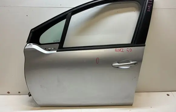 Peugeot 208 I Front door