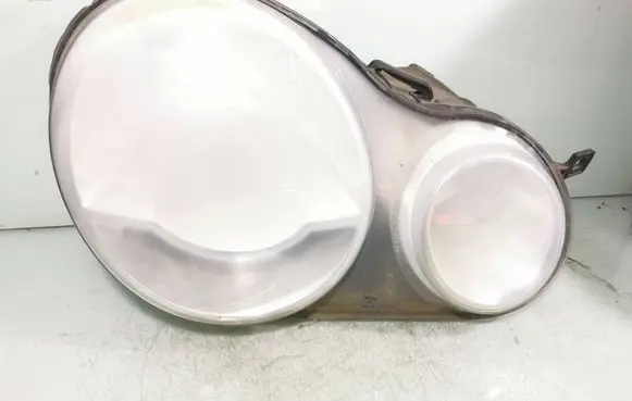 Volkswagen Polo Headlight/headlamp