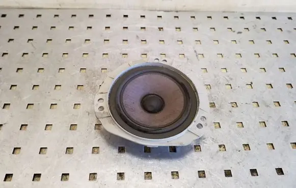 Subaru Forester SG Panel speaker 86301SA020