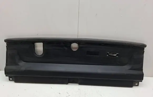 Volvo S90, V90 Radiator trim 31425025