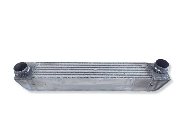 BMW 5 E60 E61 Intercooler radiator 7787446 17007787446