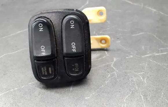 Mazda Xedos 6 Fog light switch 