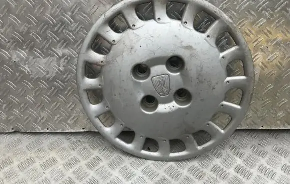 Rover 414 - 416 - 420 R15 wheel hub/cap/trim 