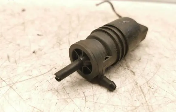 BMW 3 E90 E91 Windscreen/windshield washer pump 8362154 00801712 M8081DCZ