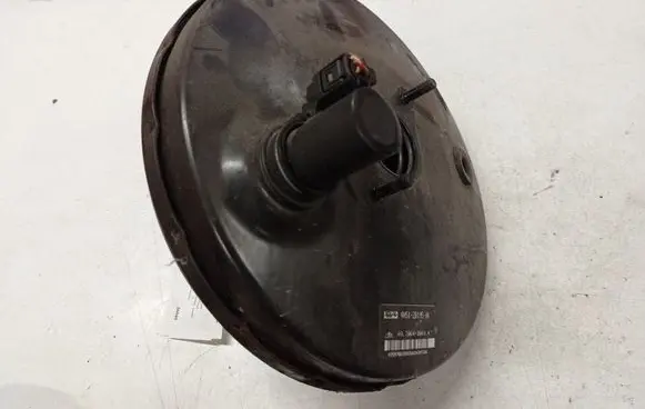 Volvo V50 Brake booster 4N512B195AK