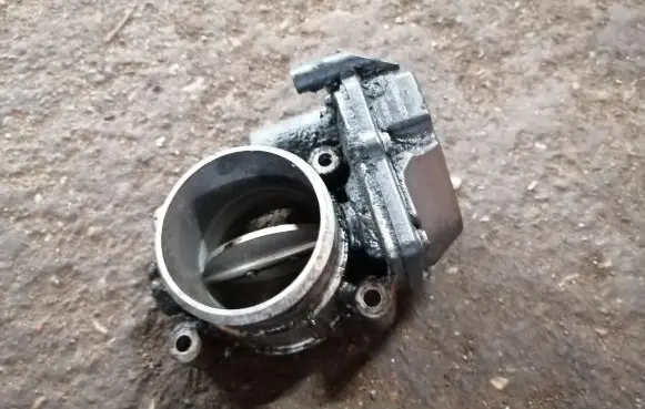 Mercedes-Benz Sprinter W906 Throttle valve