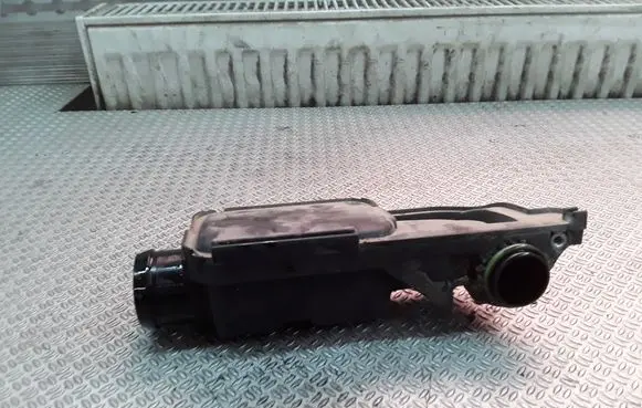 Citroen C3 Breather/breather pipe/hose 9647507680