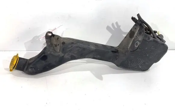 Opel Zafira B Windshield washer fluid reservoir/tank 13145448