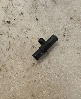Audi A8 S8 D2 4D Engine coolant pipe/hose 4d0819159
