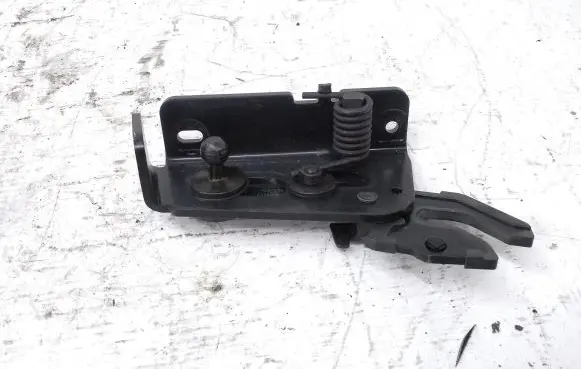 Mercedes-Benz E W238 Convertible roof hinge A2057572000 25012018 12056340200