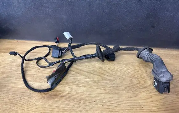 Ford Mondeo MK IV Rear door wiring loom 9G9T14240