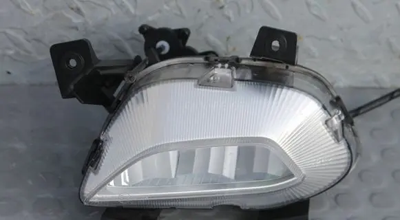 KIA Stonic Front fog light HALOGEN-92201H8700 92201-H8 92201-H8700