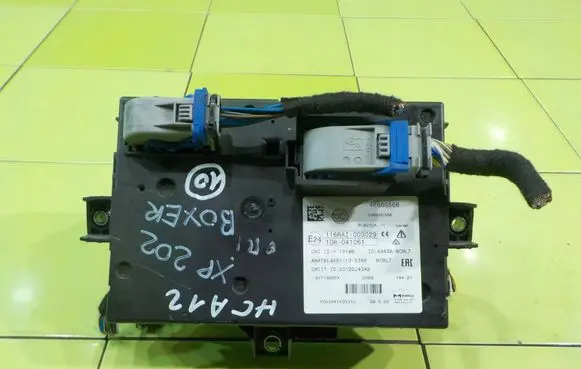 Peugeot Boxer Fuse box set 46860568 XP202