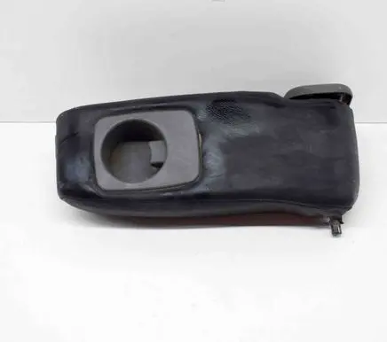 Mitsubishi Pajero Armrest