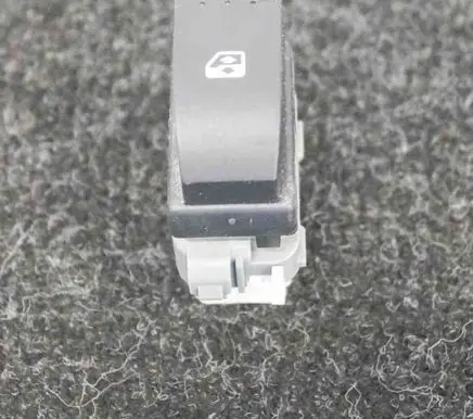 Renault Scenic II - Grand scenic II Electric window control switch 315029B
